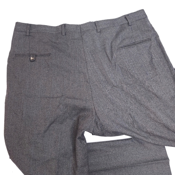 Gray Men's 40 x 28 Professional Pleated Formal Dress Pants made w/ Soft Material - Picture 7 of 10